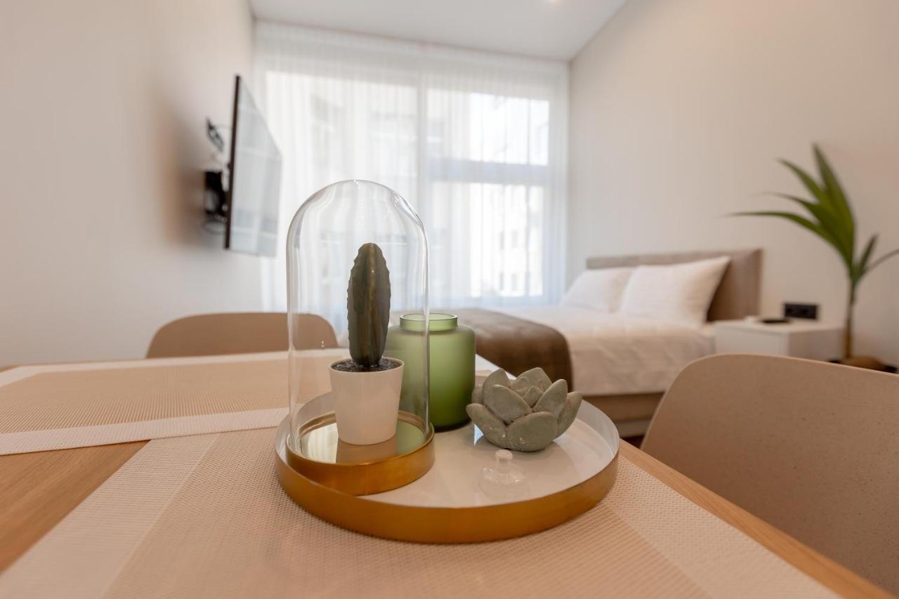 Laisve Boutique Apartments Каунас Екстер'єр фото